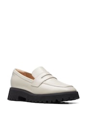 Clarks Cream Leather Stayso Edge Loafer Shoes - Image 3 of 7