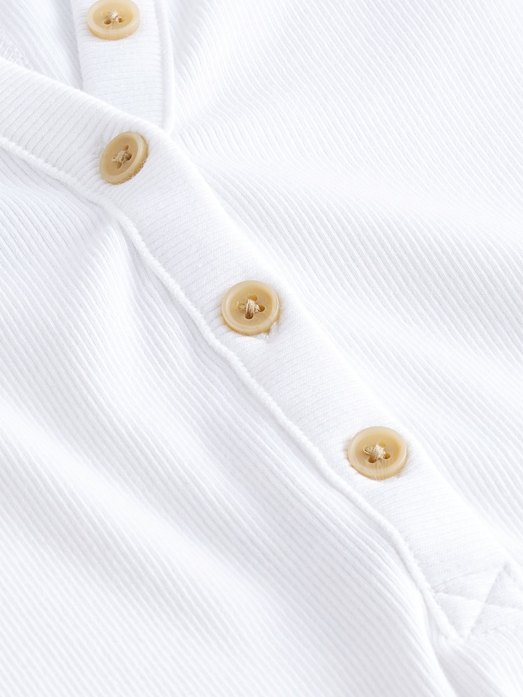 Blanco - Camiseta de manga larga con cuello panadero y detalle de botones de canalé - Imagen 7 de 7 Blanco - Camiseta de manga larga con cuello panadero y detalle de botones de canalé - Imagen 7 de 7