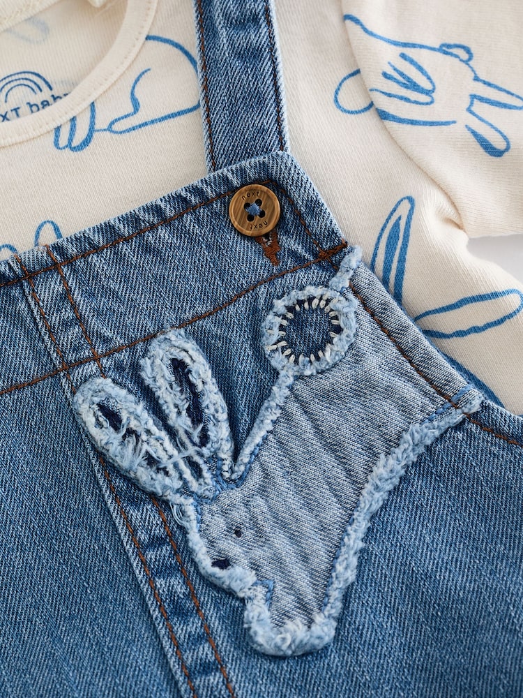 Denim modra - Komplet hlač z naramnicami in bodija za dojenčke (0 mesecev-2 let) - Slika 4 iz 4 Denim modra - Komplet hlač z naramnicami in bodija za dojenčke (0 mesecev-2 let) - Slika 4 iz 4