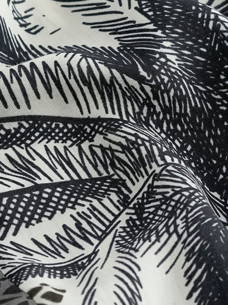 Black/White Tie Front Kimono Cover-Up - Image 7 of 7