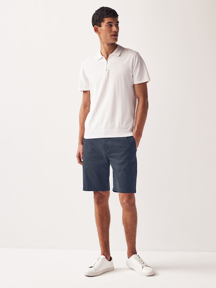 Mittelblau - Gerade Passform - Stretch-Chinos-Shorts - Bild 2 von 5 Mittelblau - Gerade Passform - Stretch-Chinos-Shorts - Bild 2 von 5