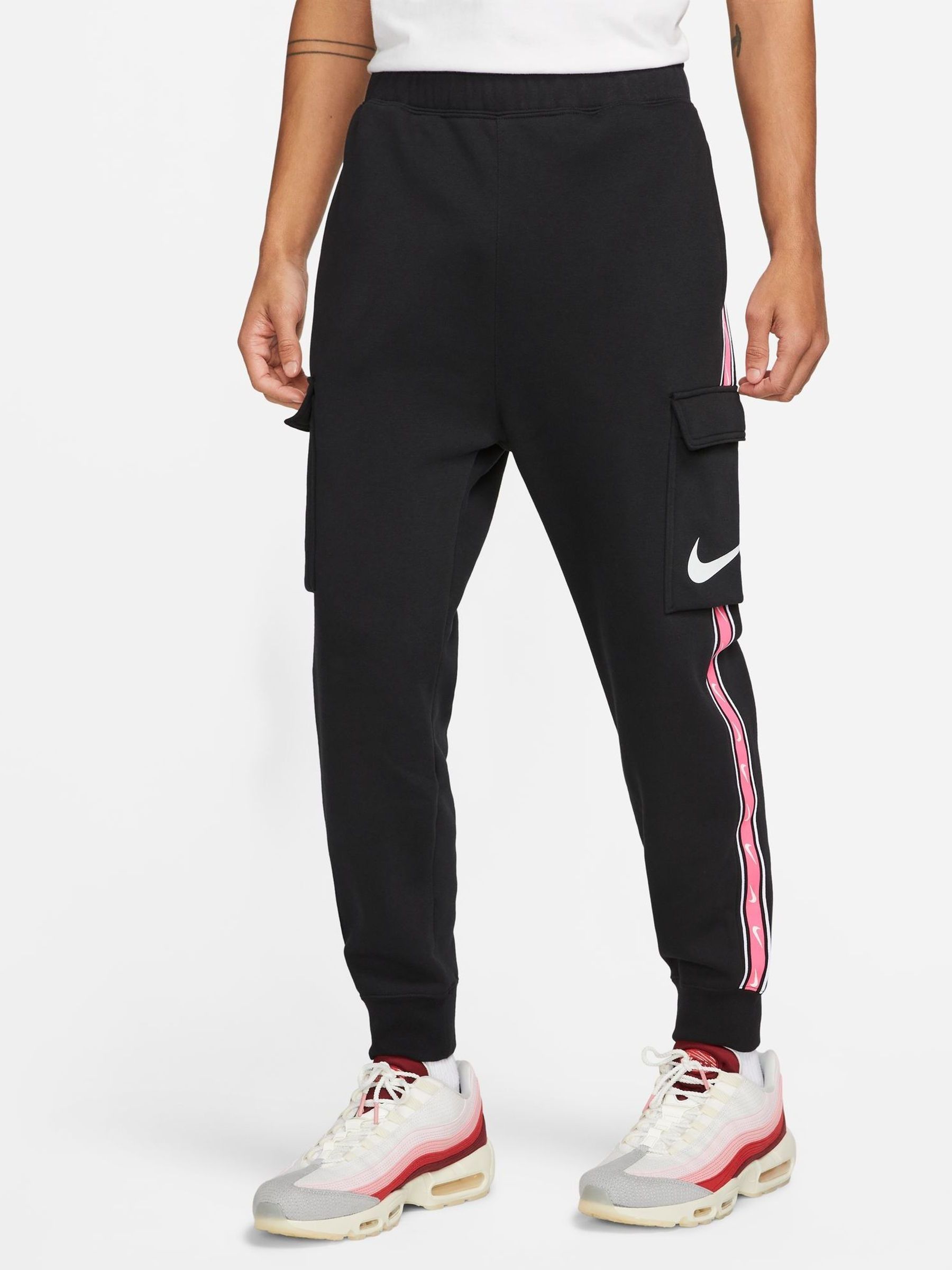 nike black repeat joggers