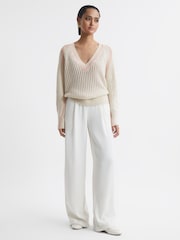 Reiss Cream/Nude Vale Wool Blend Knitted V-Neck Jumper - Image 3 of 5