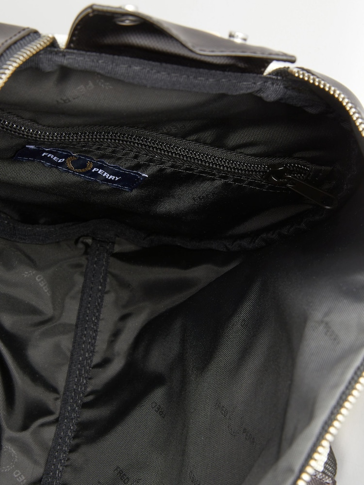 Fred Perry Classic Barrel Bag - Image 4 of 4