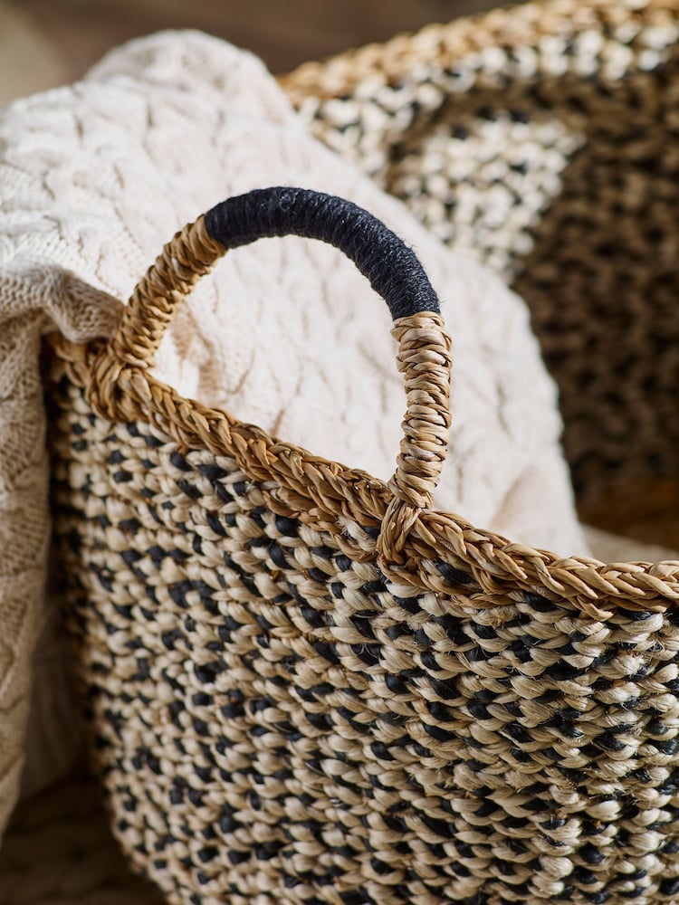 Monochrome Seagrass Laundry Basket - Image 2 of 4