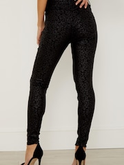 Sosandar Strukturierte, beschichtete Jeans mit Leoprint - Bild 3 von 5