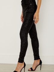Sosandar Strukturierte, beschichtete Jeans mit Leoprint - Bild 4 von 5