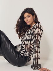 Monochrome Tie Ruffle Long Sleeve Blouse - Image 2 of 6