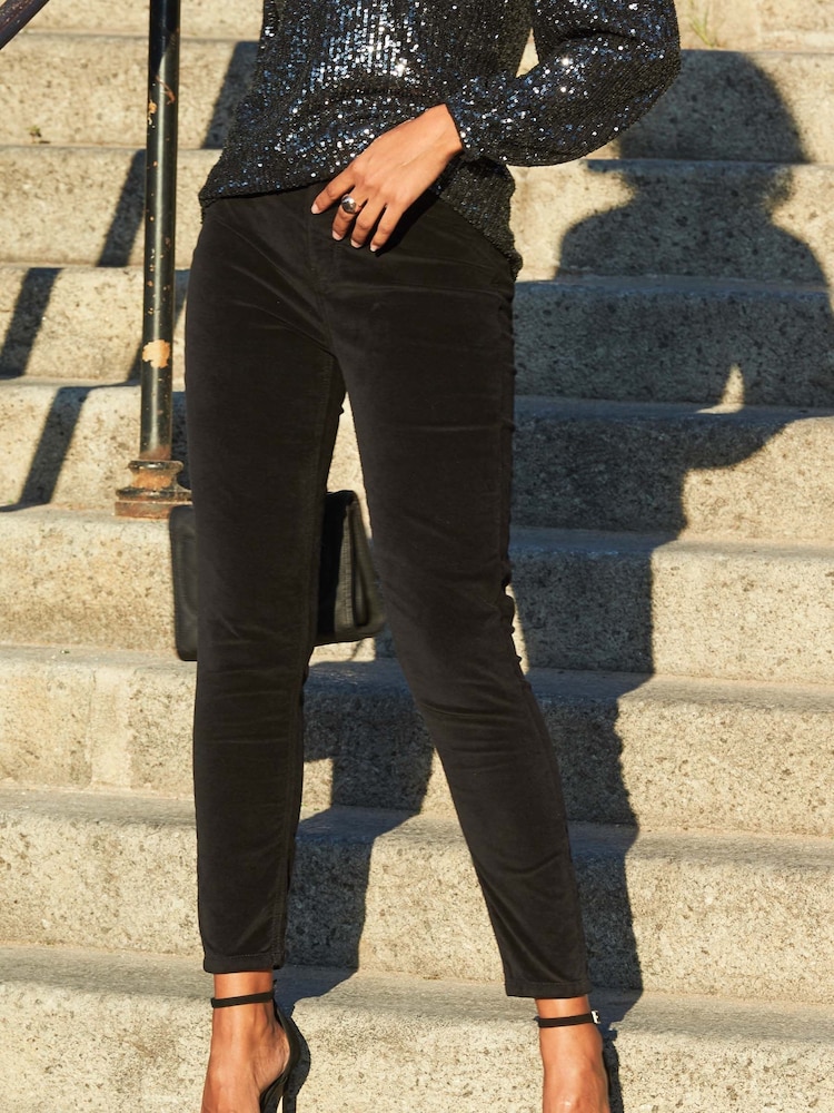 Sosandar Black Tall Velvet Skinny Jeans - Image 1 of 4