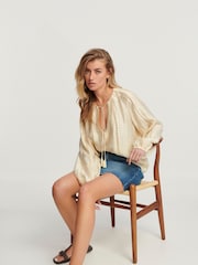 Ecru Textured Long Sleeve V-Neck Blouse - Image 3 of 7