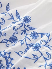 Белый/синий - Ярусное платье мини с вышивкой - Изображение 6 из 6