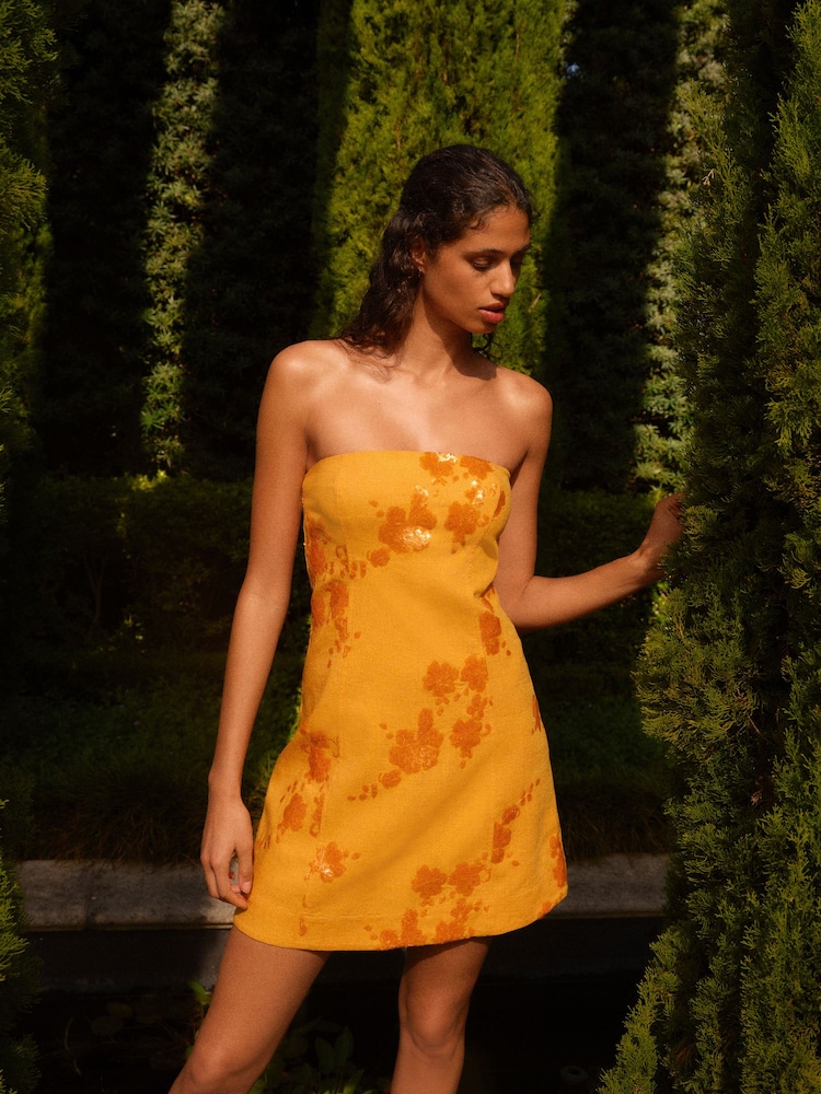 Orange - Bandeau-Minikleid aus Leinenmischung mit Pailletten - Bild 1 von 6 Orange - Bandeau-Minikleid aus Leinenmischung mit Pailletten - Bild 1 von 6