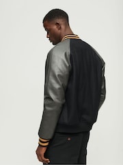 Grau - Superdry Varsity Bomberjacke im College-Stil - Bild 2 von 6