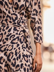 Sosandar Brown Wrap Front Midi Wrap Dress - Image 5 of 5