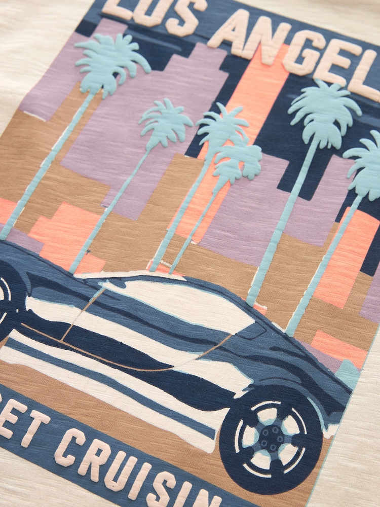 Creme - Kurzärmeliges T-Shirt mit Grafikprint in Relaxed-Fit (3–16 J.) - Bild 3 von 3 Creme - Kurzärmeliges T-Shirt mit Grafikprint in Relaxed-Fit (3–16 J.) - Bild 3 von 3