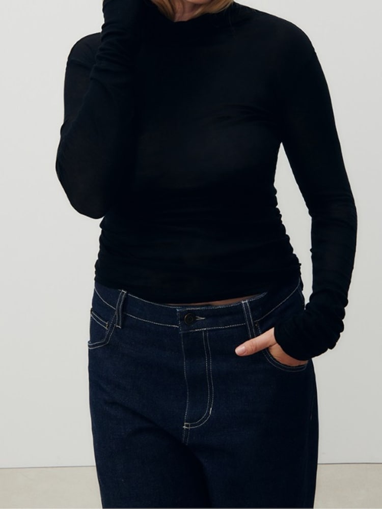 American Vintage Massachusetts Light Weight Stretch Long Sleeve Black T-Shirt - Image 1 of 4