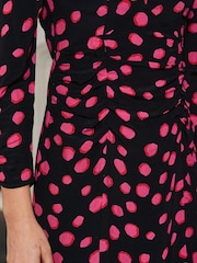 Sosandar Black Spot Print Ruched Waist Fit & Flare Dress - Image 5 of 5