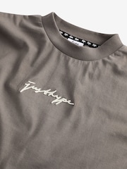 تيشرت بني للأطفال من Hype - Image 3 of 3