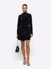 River Island Black Velvet Ruched Jersey Mini Dress - Image 6 of 6