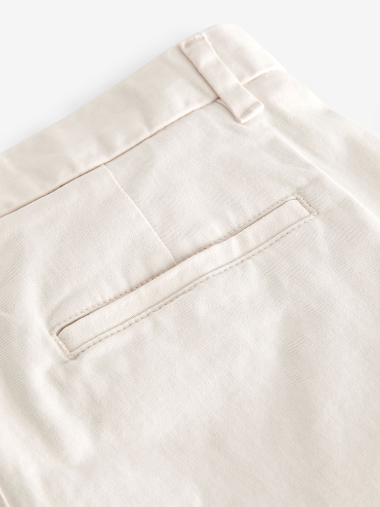 Ecru, Weiß - Stretch-Chinohose - Bild 11 von 11 Ecru, Weiß - Stretch-Chinohose - Bild 11 von 11