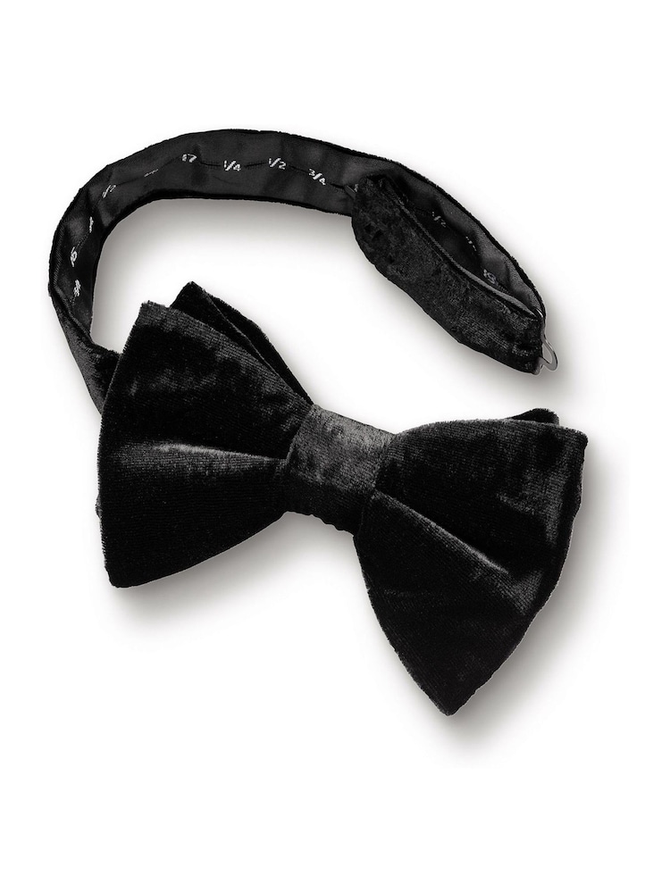 Charles Tyrwhitt Black Velvet Bow Tie - Image 1 of 1