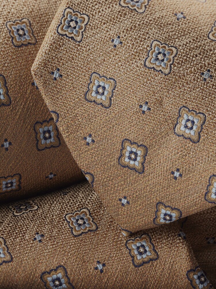 Charles Tyrwhitt Natural Silk Stain Resistant Pattern Tie - Image 2 of 2