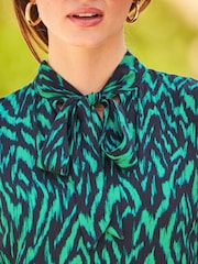 Sosandar Dark Green Ruffle Detail Shift Dress - Image 4 of 4