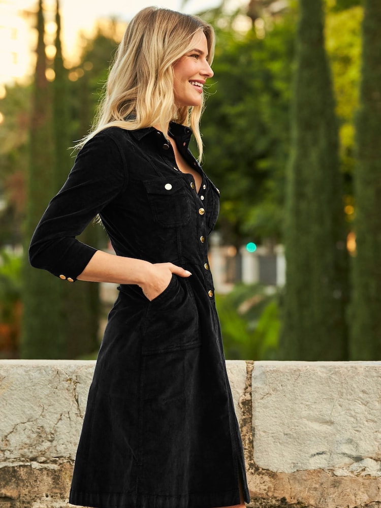 Sosandar Black Velvet Popper Dress - Image 2 of 4 Sosandar Black Velvet Popper Dress - Image 2 of 4