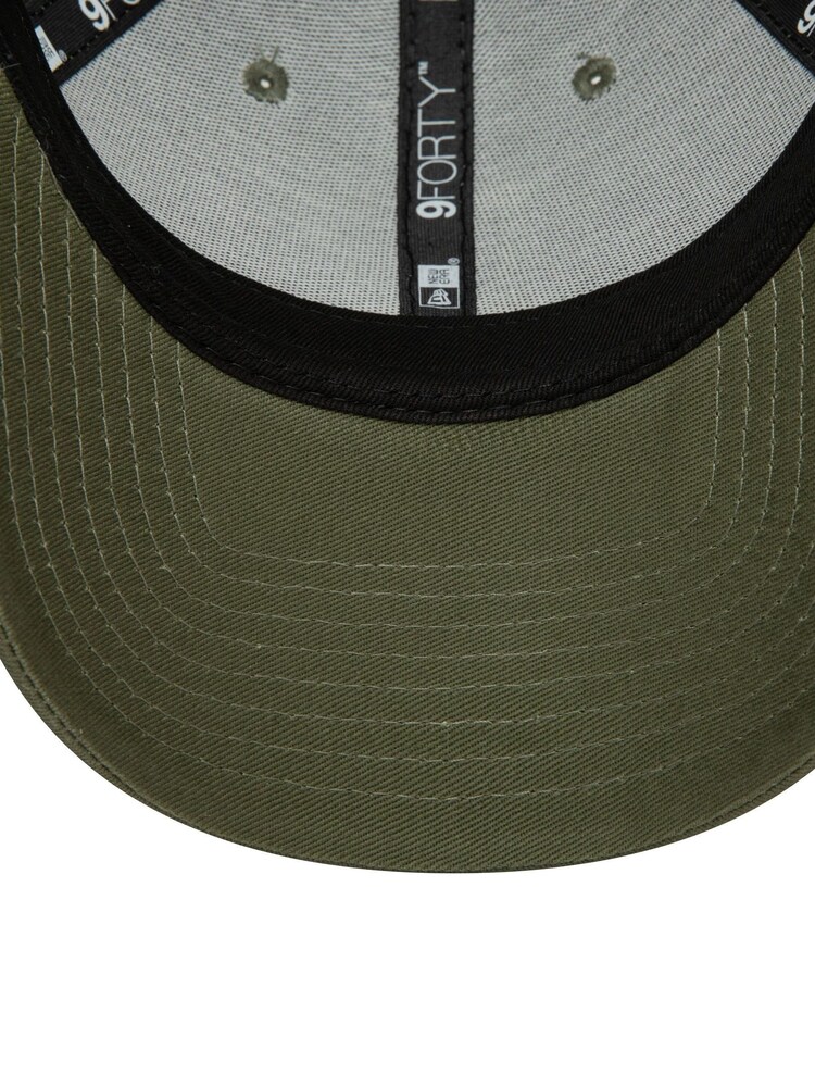 New Era® Green New York Yankees MLB Side Patch 9FORTY Adjustable 100% Cotton Cap - Image 6 of 6