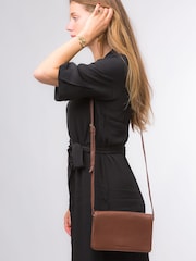 Pure Luxuries London Gwen Nappa Leather Cross-Body Bag - Image 6 of 7
