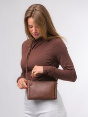 Pure Luxuries London Jess Nappa Leather Cross-Body Bag - Image 7 of 7