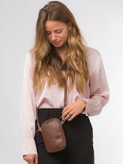 Pure Luxuries London Alaina Nappa Leather Cross-Body Phone Bag - Image 6 of 8