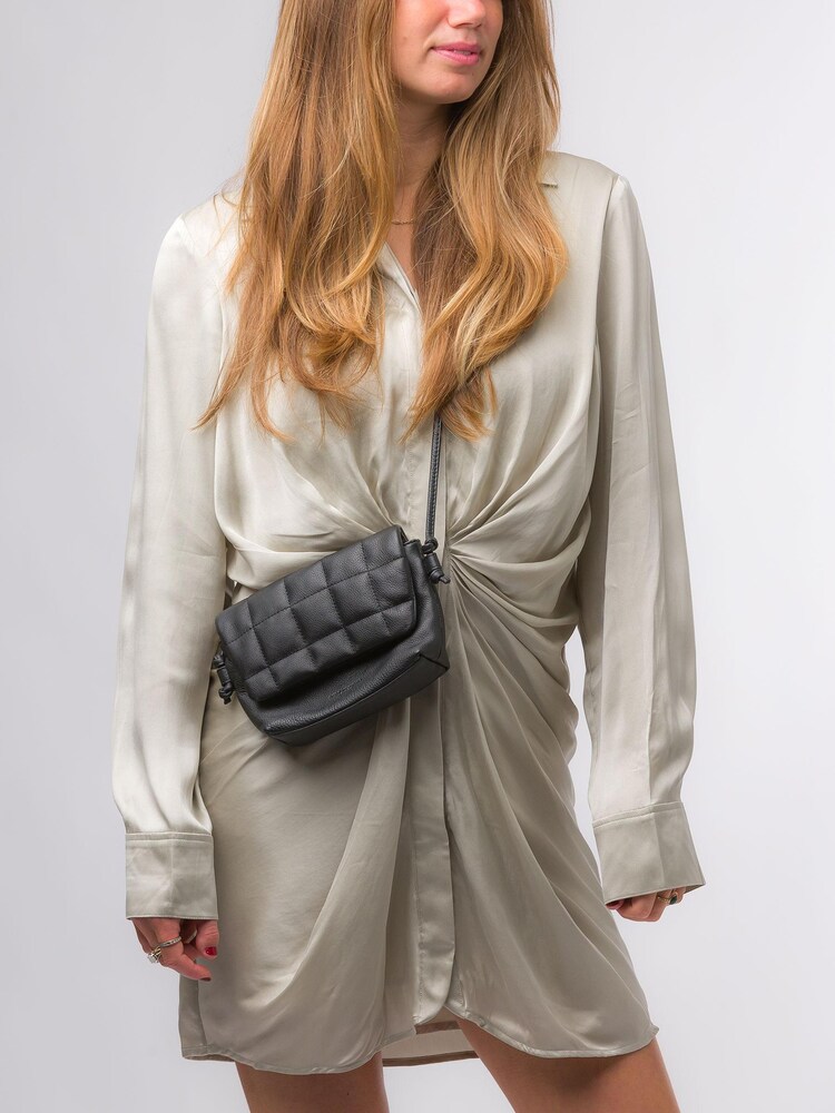 Pure Luxuries London Zoey Nappa Leather Cross-Body Bag - Image 7 of 7 Pure Luxuries London Zoey Nappa Leather Cross-Body Bag - Image 7 of 7