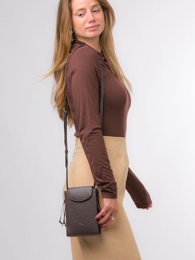 Pure Luxuries London Kiana Nappa Leather Cross-Body Phone Bag - Image 6 of 6