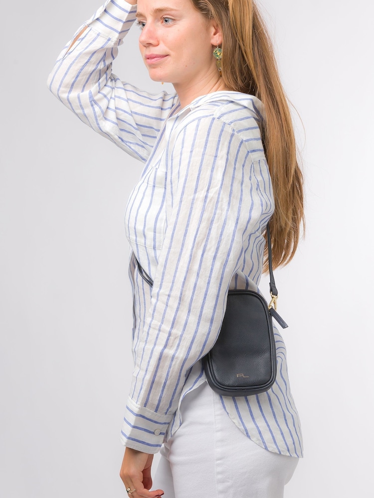 Pure Luxuries London Alaina Nappa Leather Cross-Body Phone Bag - Image 24 of 24 Pure Luxuries London Alaina Nappa Leather Cross-Body Phone Bag - Image 24 of 24