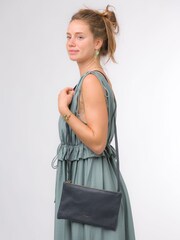 Pure Luxuries London Anya Nappa Leather Cross-Body Bag - Image 3 of 7