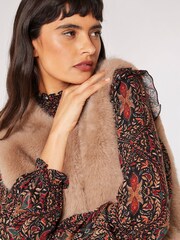 Apricot Brown Elegant Faux Fur Crop Gilet - Image 4 of 5