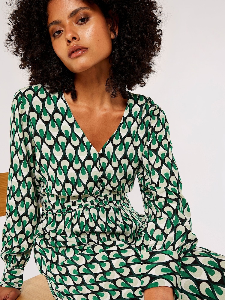 Apricot Green Teardrop Long Sleeve Midaxi Dress - Image 5 of 5