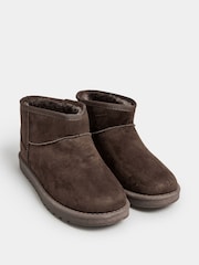 Yours Curve Brown Extra-Wide Fit Faux Fur Boots - Image 2 of 5