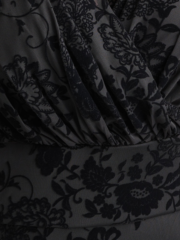 Scarlett & Jo Black Isabelle Velvet Flock Angel Sleeve Maxi Dress - Image 5 of 5
