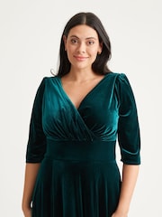Scarlett & Jo Forest Green Verity Velvet Maxi Gown - Image 4 of 4