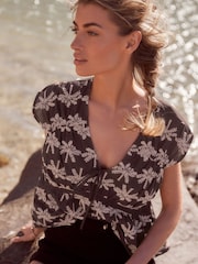 Black with Tan Broderie V-Neck Lace Detail Short Sleeve Top - Image 3 of 6