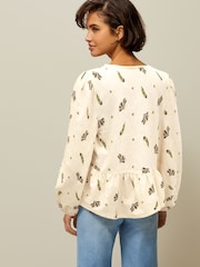 Ecru Paisley Print Long Sleeve V-Neck Twist Front Top - Image 3 of 6