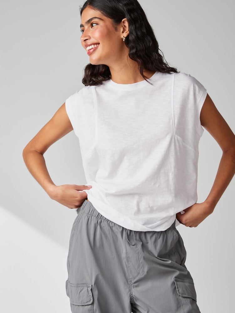 Terrain blanc - Col rond Lin Look Sub Jersey Casquette Sleeve 100% Cotton T-shirt - Image 1 de 8