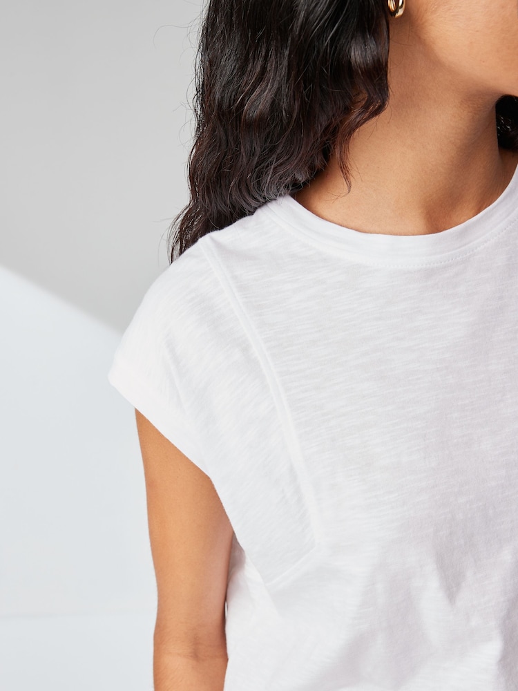 Witte basis - T-shirt van subkatoenen jersey in linnenlook met ronde hals en kapmouwtjes van 100% katoen - Image 6 of 8