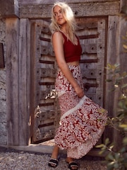 Red Spliced Print Textured Maxi Skirt With Crochet Trim - Image 2 of 7