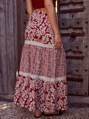 Red Spliced Print Textured Maxi Skirt With Crochet Trim - Image 4 of 7