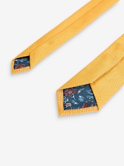 Yellow/Navy Blue Floral Tie And Pocket Square Set - Image 4 of 5