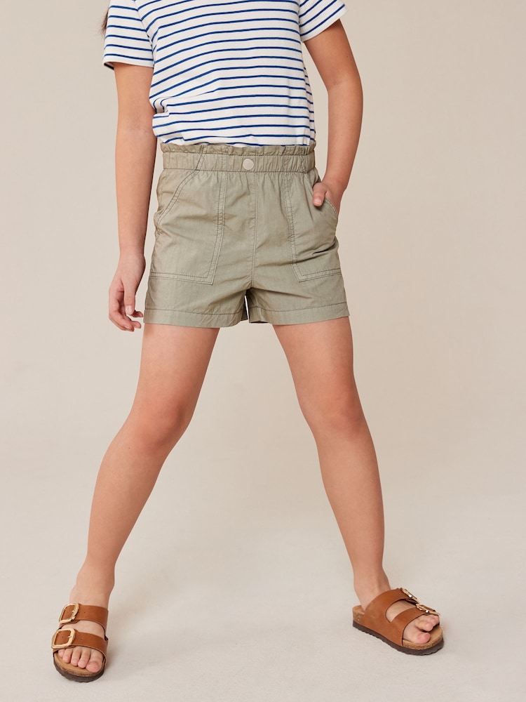 Khakigrün - Shorts aus Baumwollpopeline (3–16 Jahre) - Bild 2 von 7