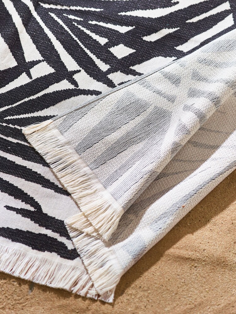 Monochrome XL Lightweight Leaf 100% Cotton Beach Towel - Image 2 of 3
